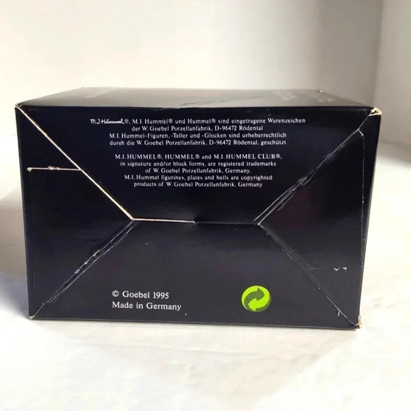 M.I. Hummel Club Figurine #036 / 629, From Me To You, EXC, Exclusive Edition - Picture 9 of 9